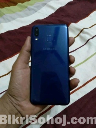 Samsung m20